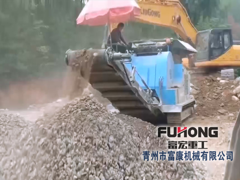 鵝卵石移動破碎站 鵝卵石移動破碎站