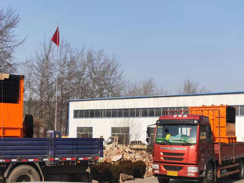 移動(dòng)反擊式破碎站廠家 移動(dòng)反擊式破碎站廠家